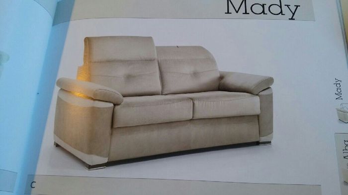 Divano letto comodissimo - 1