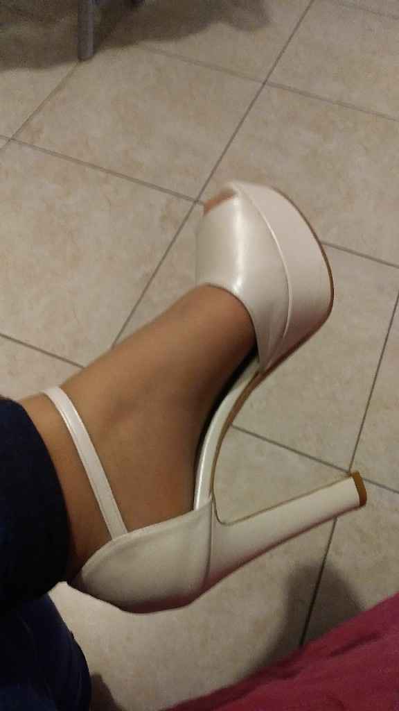 A - 28 finalmente scarpe - 1