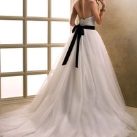 Maggie Sottero - modello April