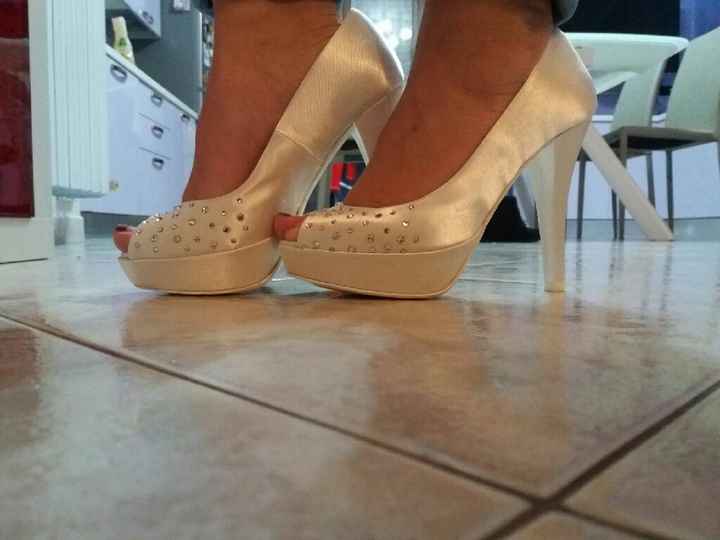 Scarpe da sposa di riserva: chi avrà due paia? - 2