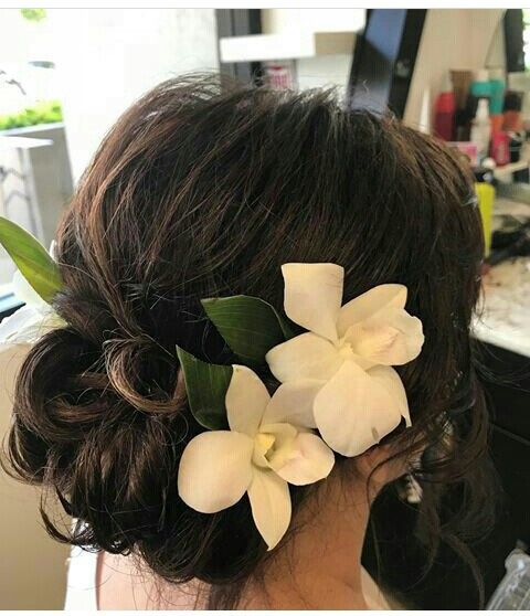 Voglio vedere le vostre vere acconciature con i fiori freschi! 9