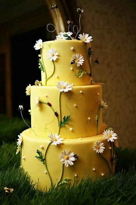 Wedding cake in giallo - 1
