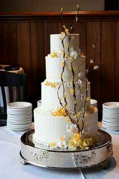 Wedding cake in giallo - 3