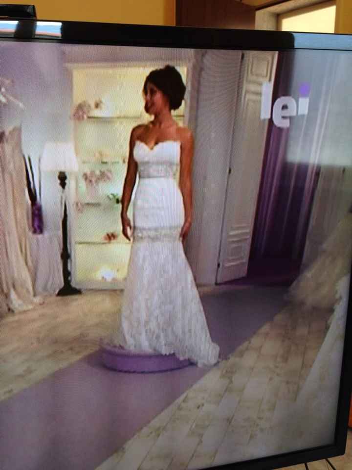 Cerco questo vestito, conoscete la marca? - 1