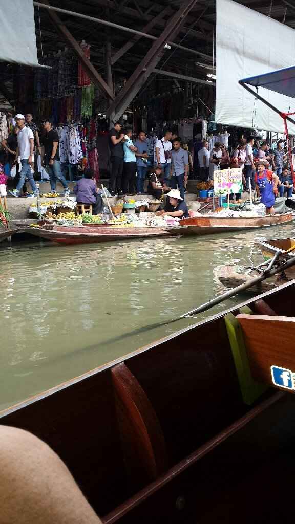 ...e perché non raccontare con una foto dove andremo in viaggio di nozze? - 4