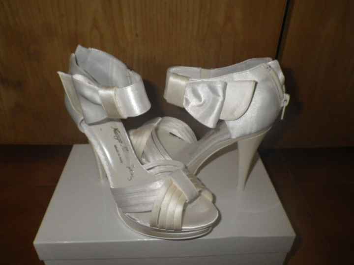 NON SONO IN VENDITAAAA:::))))))))))))))