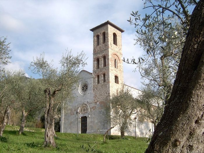 Pieve di Valdicastello