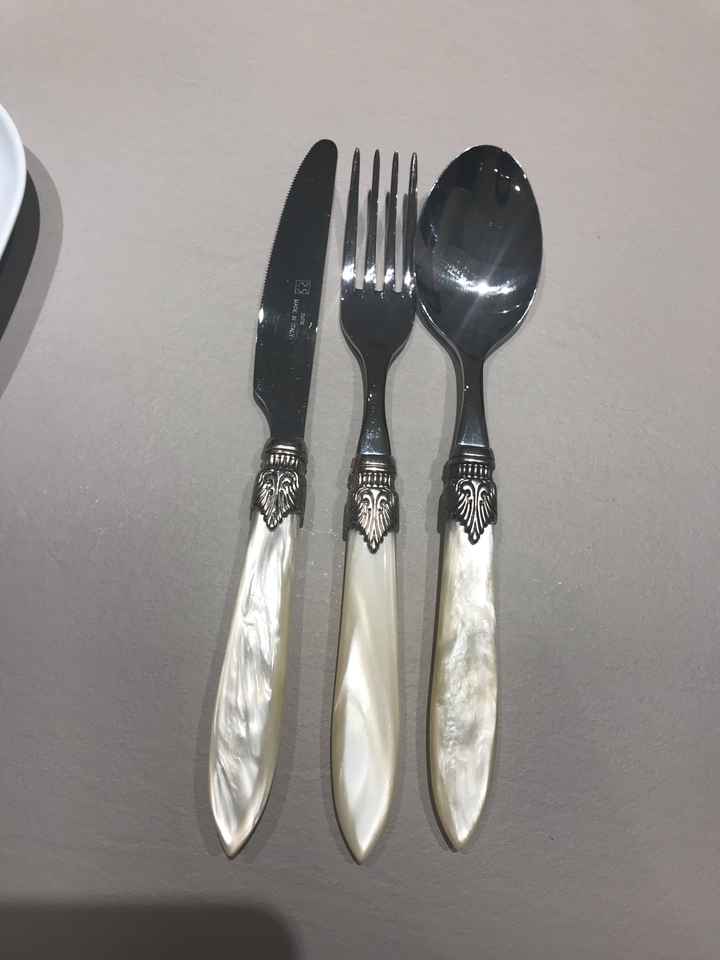 Servizio piatti e bicchieri - 4