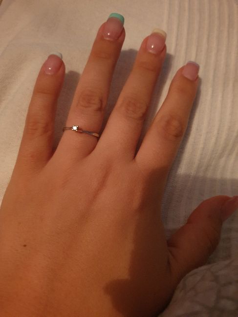 E ora mostraci una foto del tuo anello di fidanzamento! 7