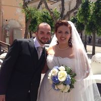 Postate una vostra foto da sposi con i nomi e la data - 1