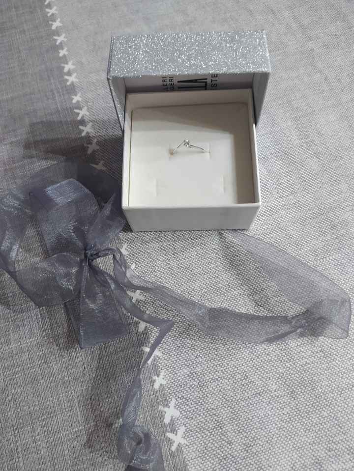 Anello di fidanzamento - 1