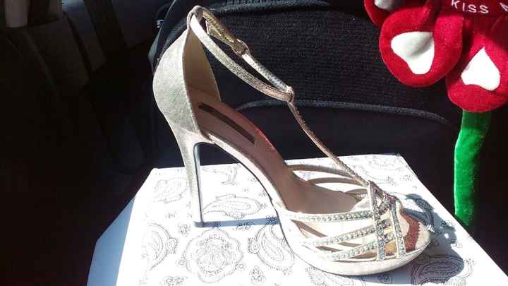 Scarpe sposa....bianche o colorate? mi fate vedere le vostre? - 2