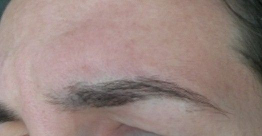 Nascondere sopracciglia - 2