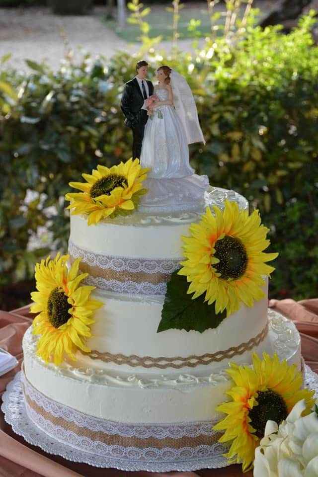 Aspettative vs Realtà.. Torta di nozze.. che delusione!! 🤦🏻‍♀️👎🏻 - 1