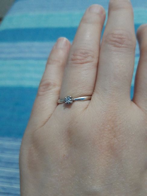 E ora mostraci una foto del tuo anello di fidanzamento! 7