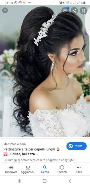 Acconciatura sciolta o semiraccolto mossa 11