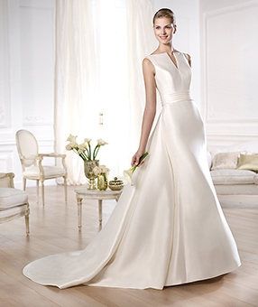 Vestito in seta mikado