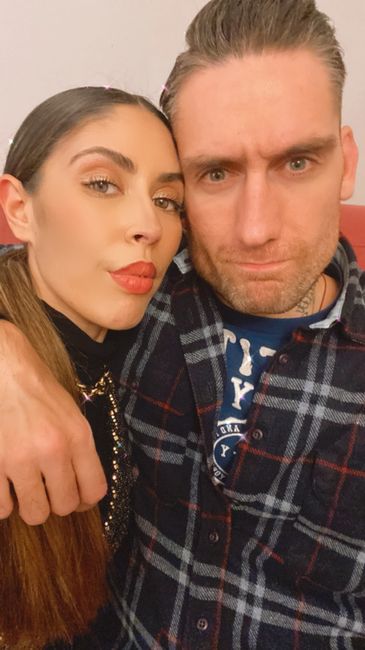 Postate una foto di voi due 👇 - 1