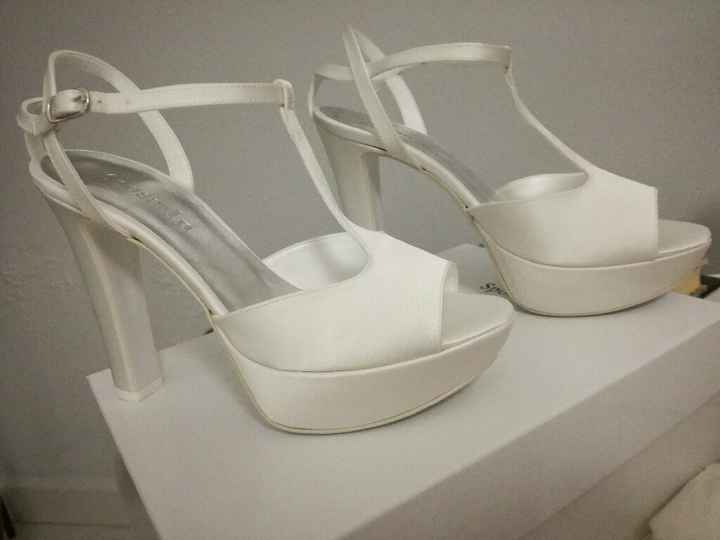 Scarpe e profumo :) - 1