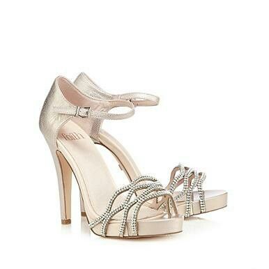 Scarpe... vi piacciono? - 5