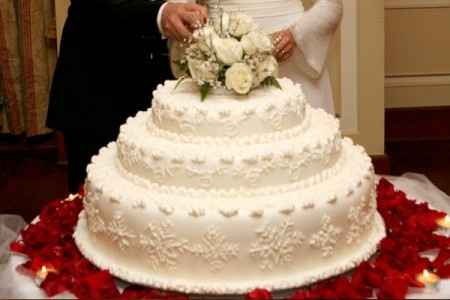 wedding cake.