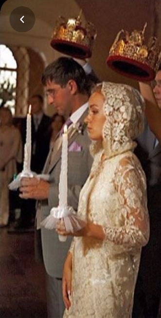 Nuovo must 2020: L’abito da sposa con la mantella 🤍 5