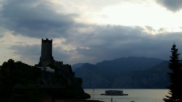 Un po' di relax lungo lago... - 3