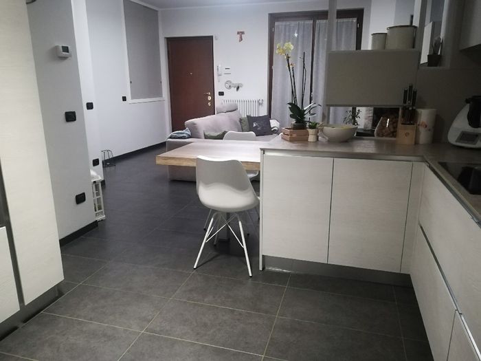 Ragazze aiutoo cucina - 2