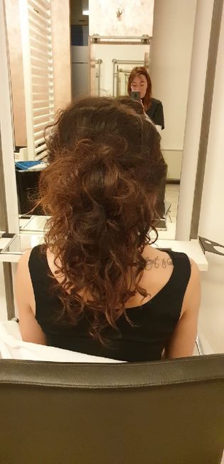 Indecisione acconciatura - 3