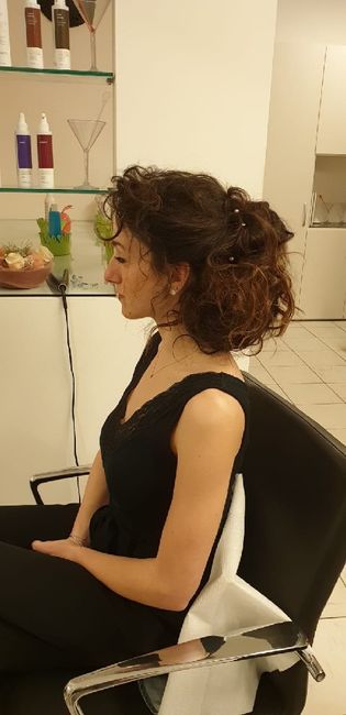 Indecisione acconciatura - 6