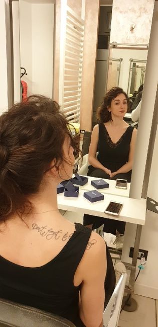 Indecisione acconciatura - 8