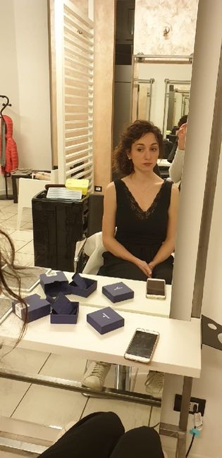 Indecisione acconciatura - 9