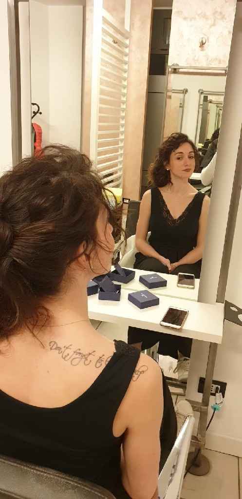 Indecisione acconciatura - 8