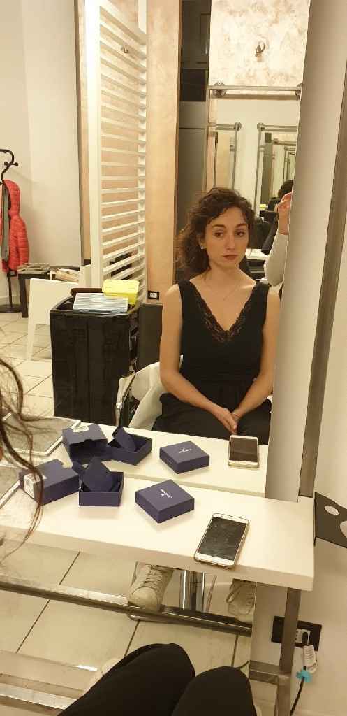 Indecisione acconciatura - 9