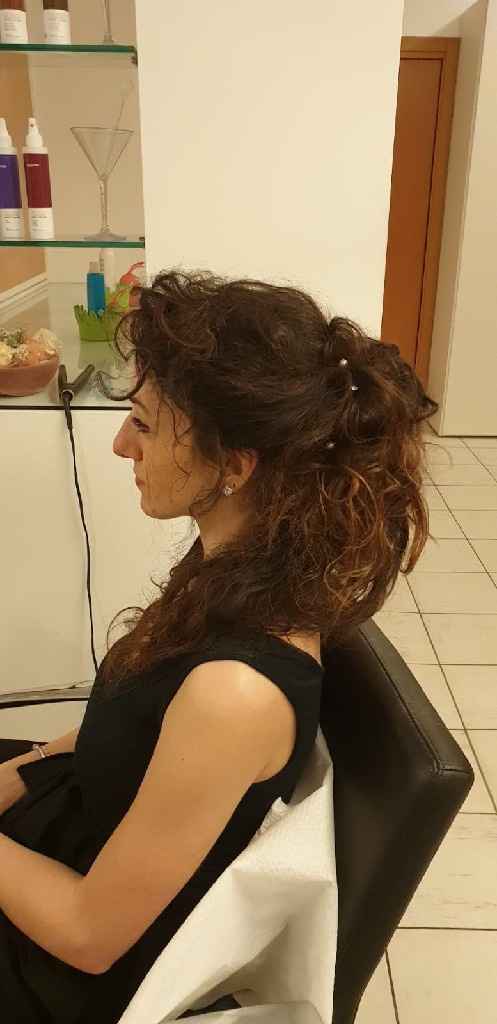 Indecisione acconciatura - 11