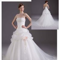 Mi fate vedere i vostri abiti? - 1