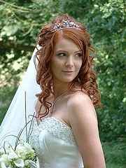 Semiraccolto con diadema o fiori? - 0