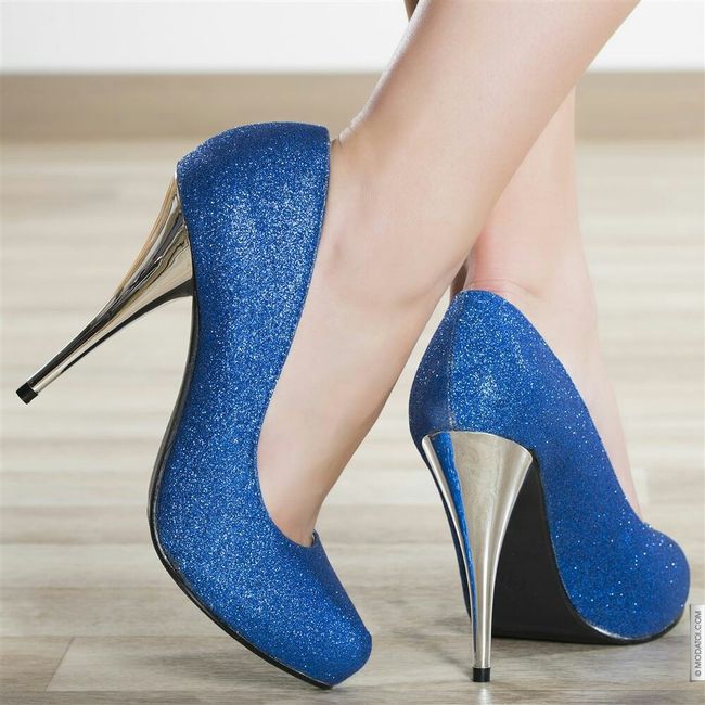 Scarpe colorate o bianche? - 2