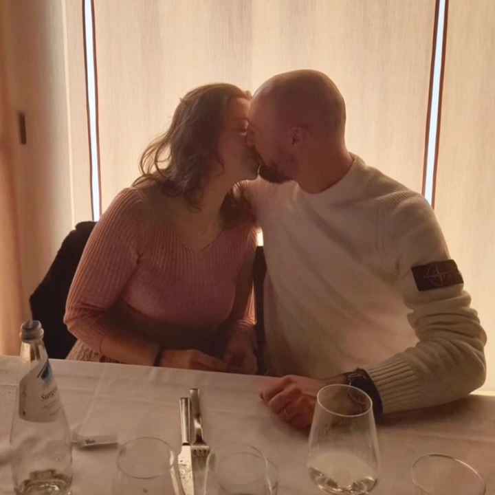 Postate una foto di voi due 👇 - 1