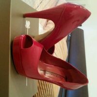 Il colore delle scarpe sotto il vestito!!!! - 1