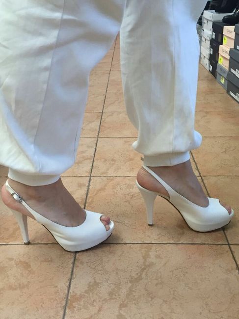 Scarpe....ma.... - 2