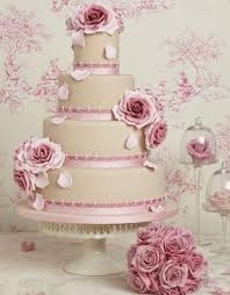 WEDDING CAKE ROSA