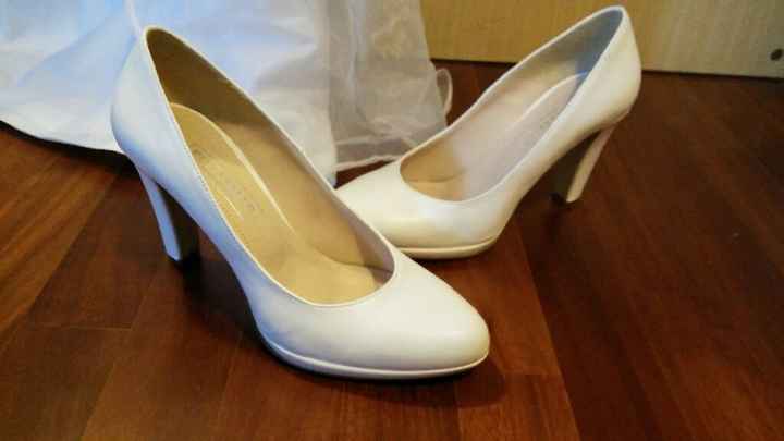 Spose dalle scarpe basse - 1