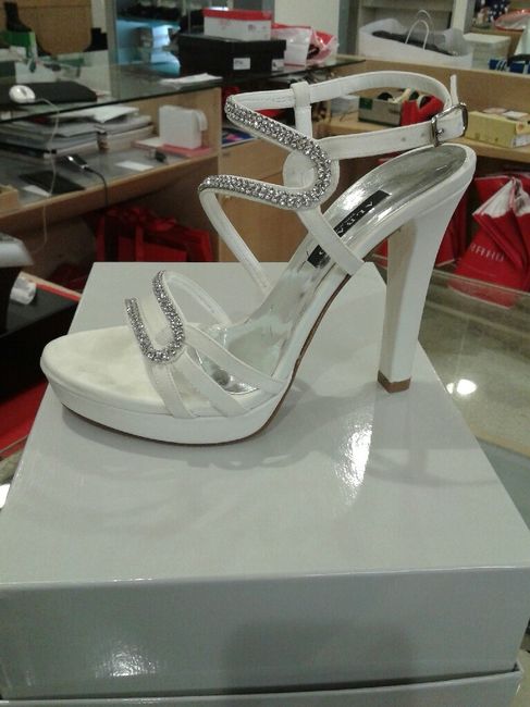 Mi postate le vostre scarpe?? - 1