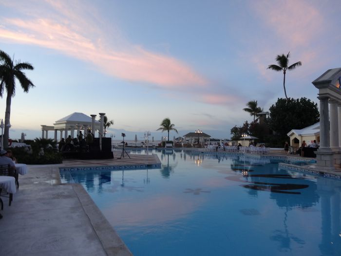 Una delle piscine del Sandals Royal Bahamian Resort...