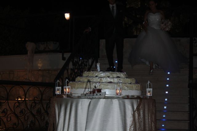 Torta e Momento di gloria dei miei sandaletti luccicosi!
