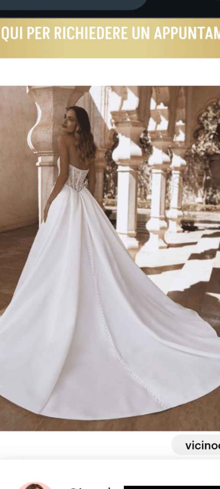 Fiocco si, fiocco no.... spalline sí, spalline no... - 4