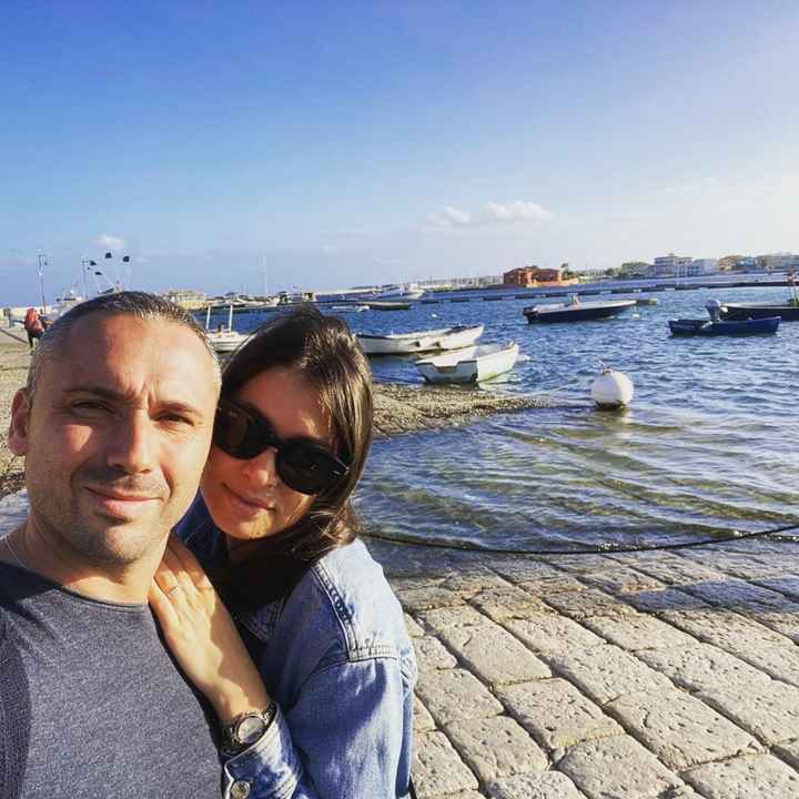 Postate una foto di voi due 👇 - 1