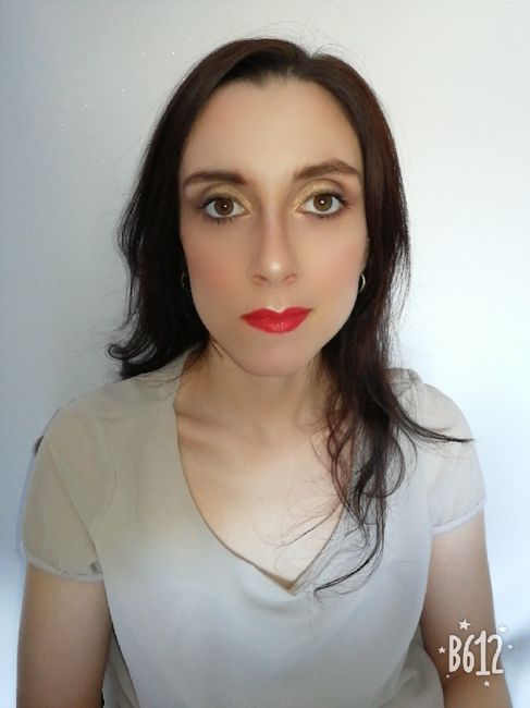 Make up con rossetto rosso? 1