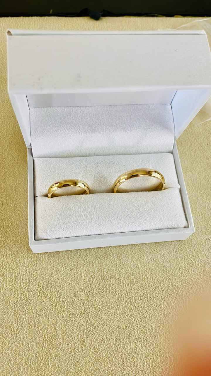 -8 e abbiamo ritirato le fedi - 1